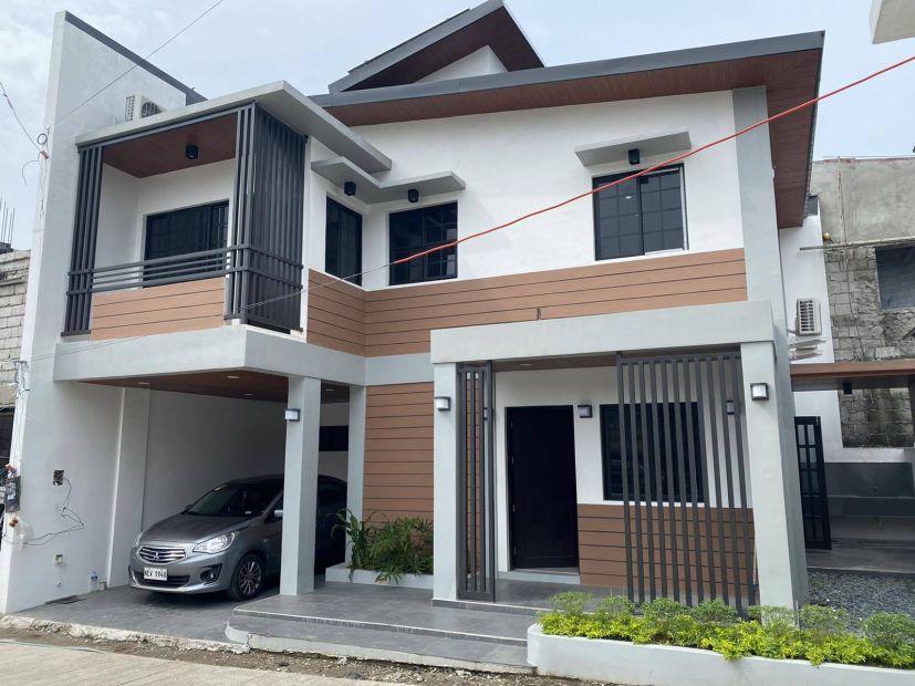 Deparo Executive Villas For Sale House And Lot 4 BR near SM Fairview rg