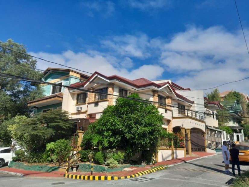 for sale: house and lot, mira nila subdivision, quezon city