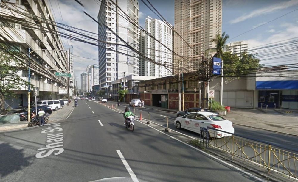 370 sqm Lot for Sale in Highway Hills, Mandaluyong City