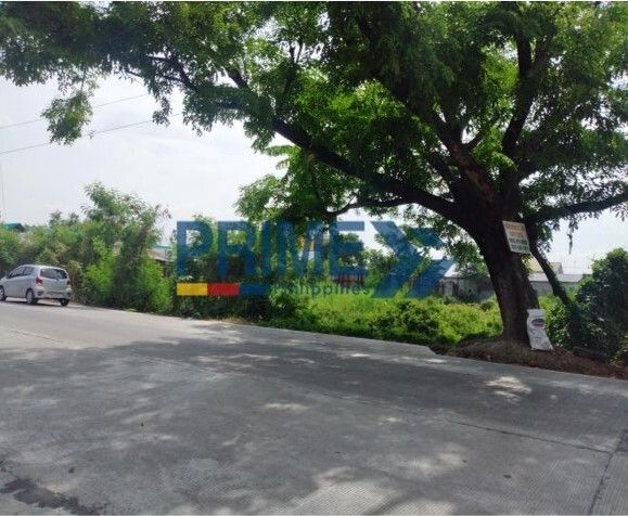 Prime Commercial Lot: Perfect for Gas Stations or Parking - 3,200 sqm ...