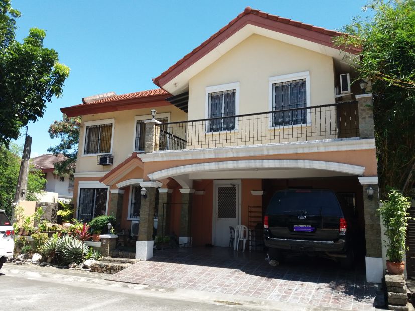 House for Sale at Sta Rosa Estates 2 - Sta Rosa, Laguna