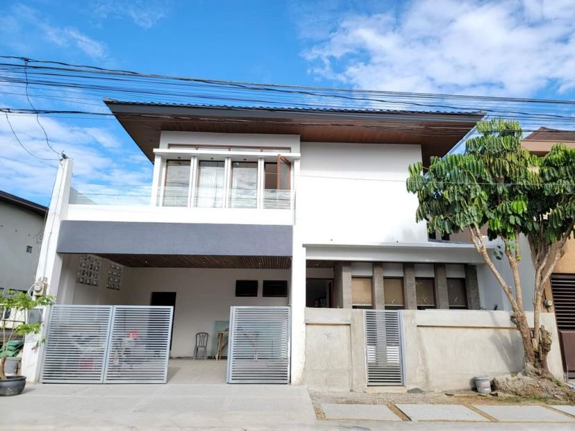 5Bedroom House and Lot for Sale in Filinvest East Homes Cainta Rizal