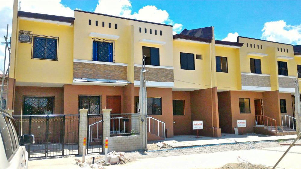 2 Storey Townhouse in Metropolis Village, Rosario, Pasig, Metro Manila