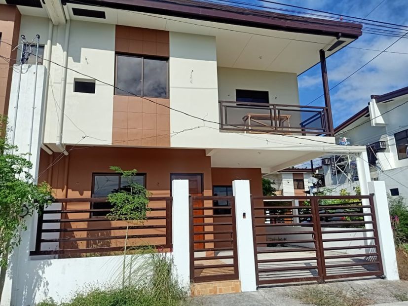 RFO Corner unit House and Lot for Sale in Multinational Parañaque nr ...