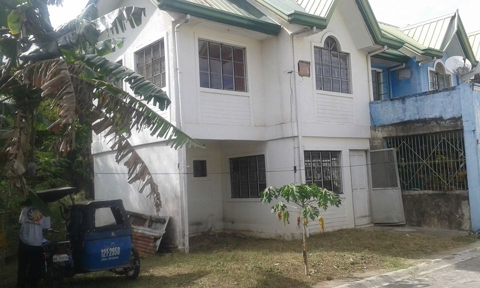 House and Lot 2 Storey 3 Bedroom