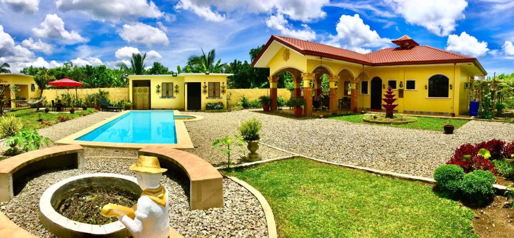 house-and-lot-with-swimming-pool-for-sale-near-tagaytay