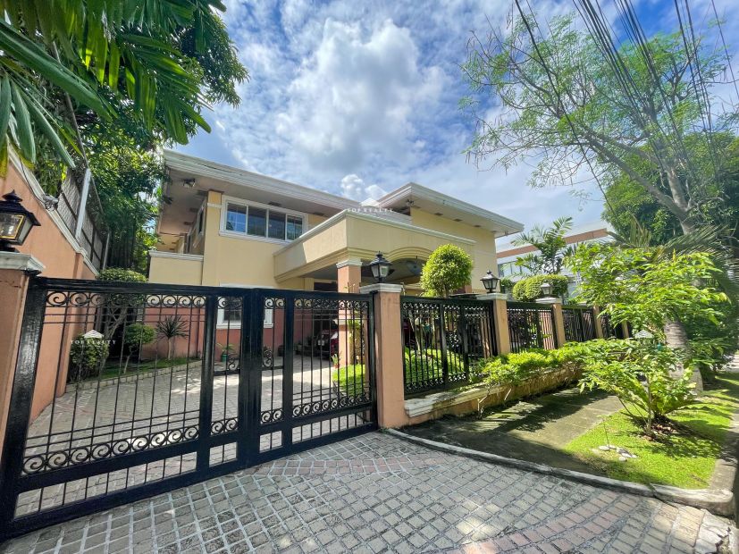 Dasmariñas Village Makati House for Rent, 7 Bedroom House for Rent in ...