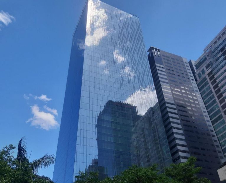 Glas Tower Office Space For Lease Rent Ortigas Center Pasig City Sqm