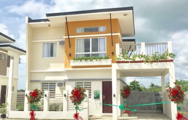 4 Bedrooms, Pine Deluxe Model for Sale at Emerald Estates in Oton, Iloilo