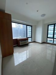 3 Bedroom 3 Comfort Room Condominium, Quezon City (+ 1 Extra Room)