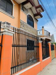 For Sale Big 3-Bedroom Single House along South Road Properties, Talisay