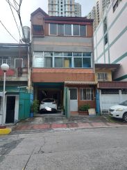 250sqm Newly Renovated Office Bldg or Staff House in Kapitolyo Pasig 95k