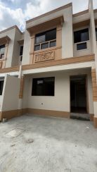 Premium Location:For Sale Affordable 3bedroom Townhouse 5 mins walk to SM Deparo