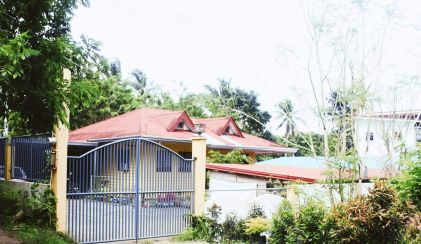 Vacation House with Restaurant and Pottery Studio at Silang, Cavite