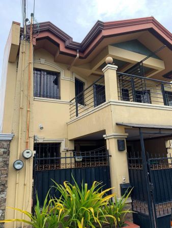 Unfurnished 2 Storey House / Bacoor City, Cavite