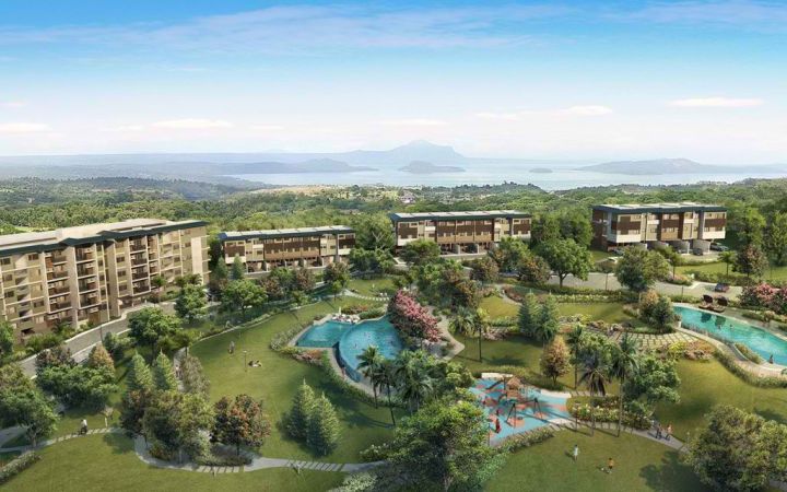 Townhouse Garden Villas for Sale in Tagaytay with view of Tagaytay Lake