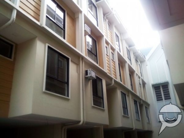 4Storey Townhouse for Sale Lot area 40sqm. Floor area 130sqm.