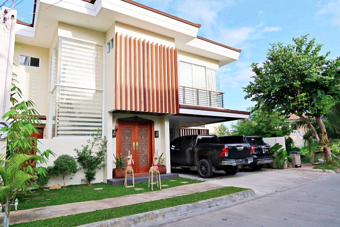 178sqm House and Lot in Mactan Tropics with pool