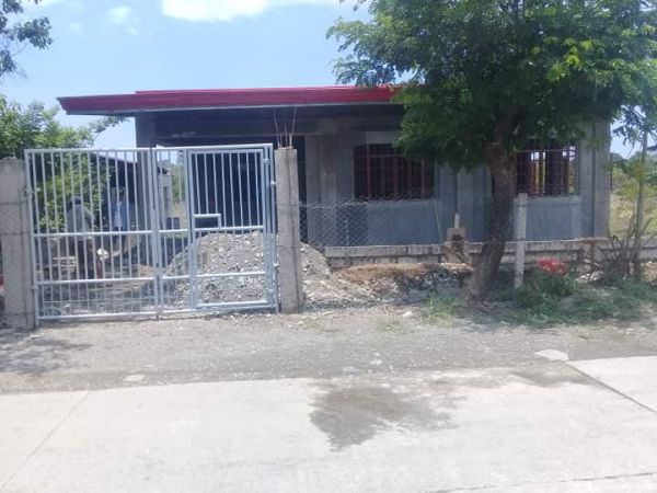 2,000 square meter lot for rent