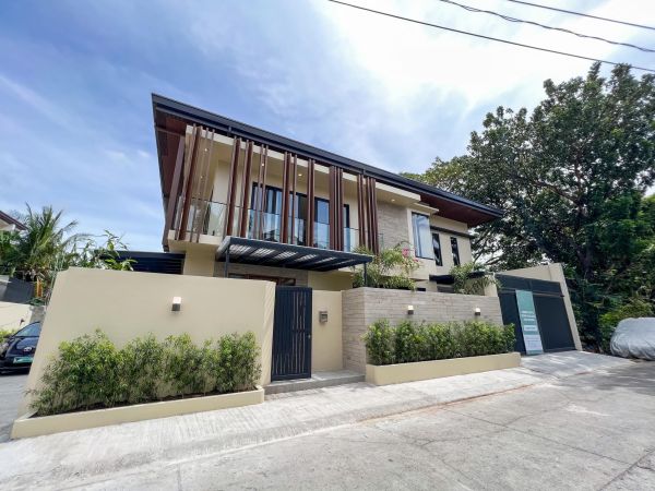 Brand New House and Lot For Sale in BF Homes, Parañaque City