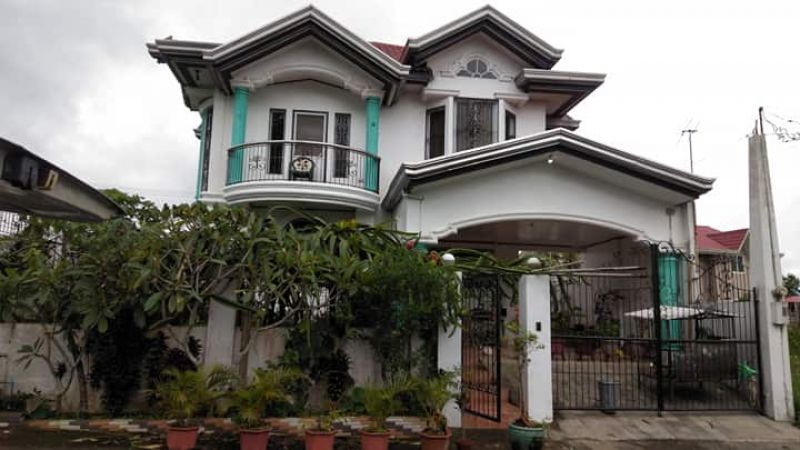 Tagaytay Heights House and Lot For Sale