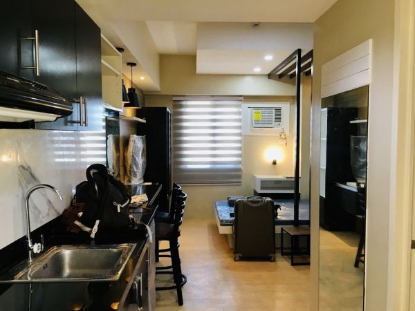 Fully furnished studio condo unit for rent at Sunvida Tower, Cebu city