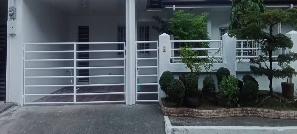 400 sqm House and lot in Tivoli quezon city 120k only