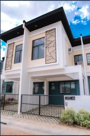 RFO 2 Bedroom Townhouse with Fence and Gate For Sale at Calamba, Laguna