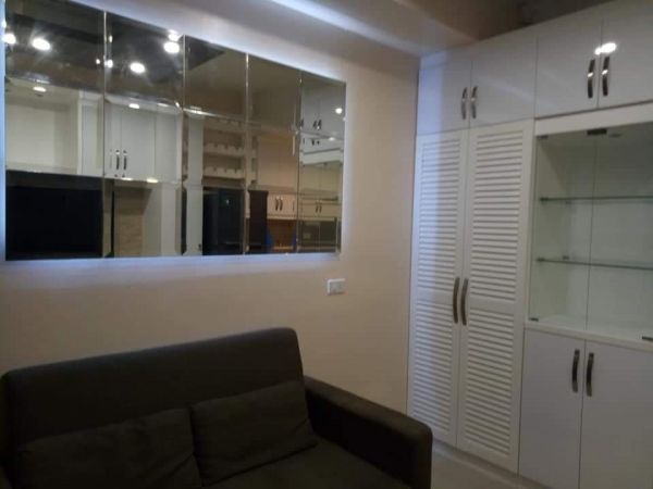Fully Interiored 1-Bedroom Unit for Rent in Shell Residences, MOA PAsay