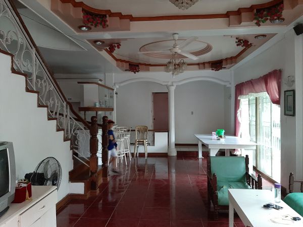 Spacious House For Rent in Carmenville, Alijis