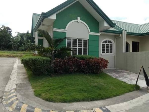 For Sale House And Lot In Caloocan