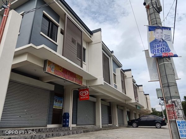 Shophouse and Residential 2 in 1 in Sentrina Lipa Brgy.Latag Lipa City ...