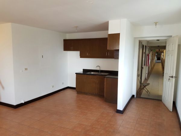 Rosewood Pointe Acacia Estates 3 Bedroom with Parking Slot for Sale in ...