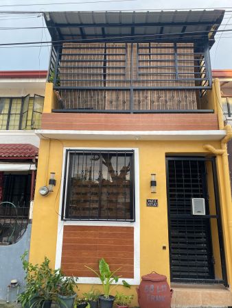 LOT AND 3 BEDROOM HOUSE FOR SALE.
