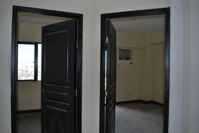 Unit 307, Royal Palm Residences, 3 Bedroom for Sale, Acacia Ave, Taguig, Franz Sison,
