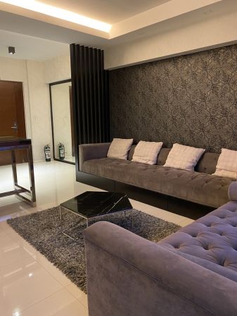 For Rent: 1 Bedroom Unit with Balcony at Arya Residences in BGC, Taguig City