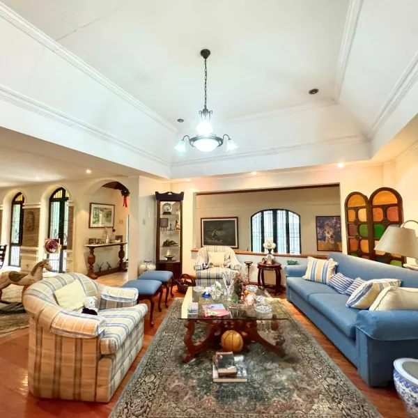 Loyola Grand Villas House and Lot for Sale! Marikina City