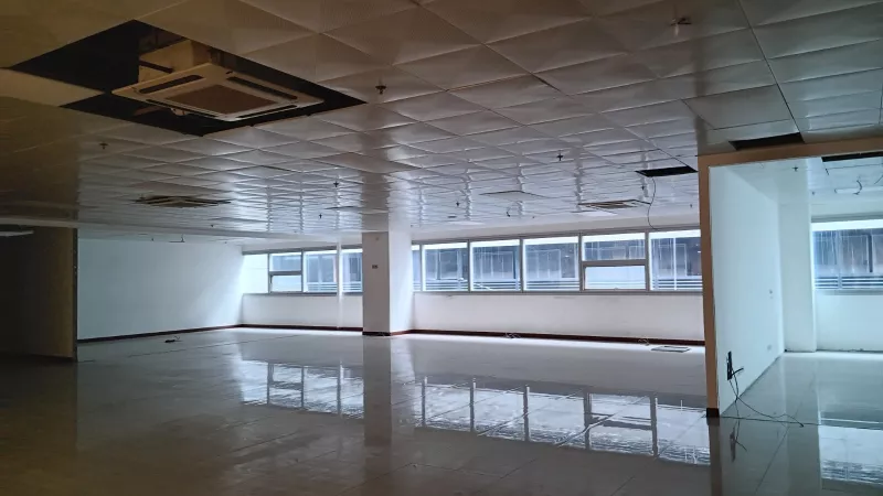 369SQM OFFICE SPACE FOR LEASE IN PASAY