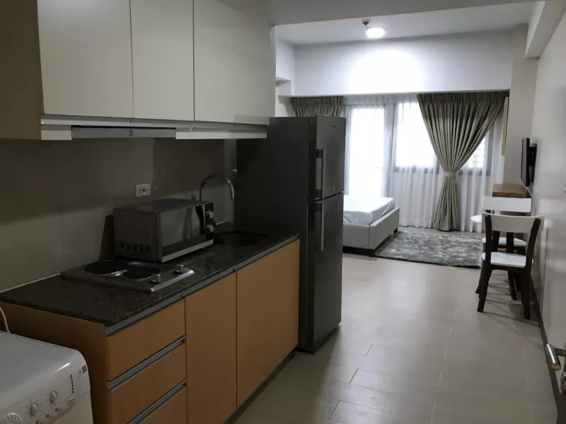 For Sale: Studio Unit in Salcedo Skysuites in Salcedo Village, Makati