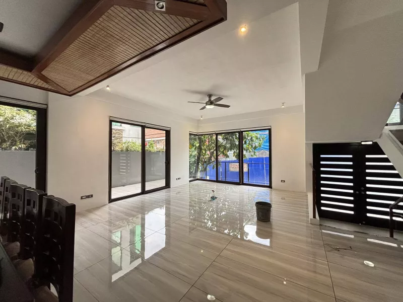 House and Lot for lease in Mckinley Hill Village, Taguig