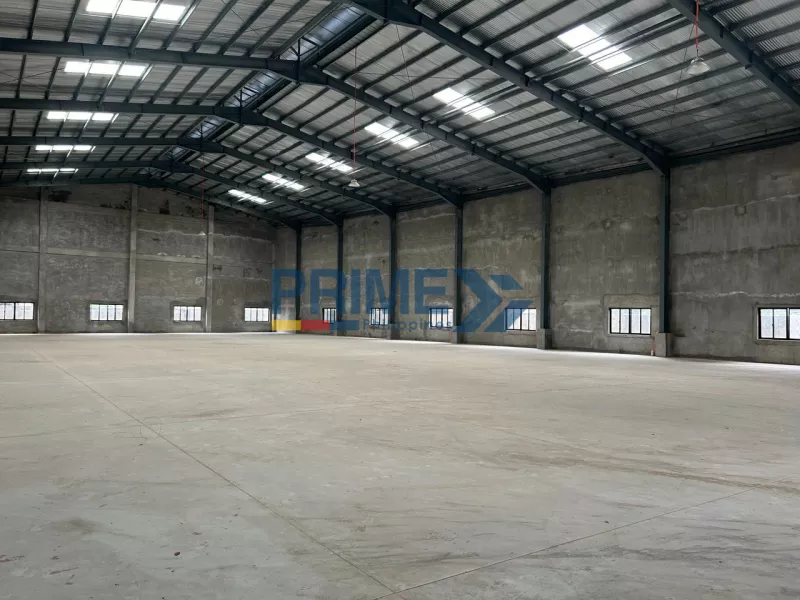 983 sqm warehouse with high ceiling for rent!! (Quezon City)