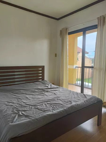 Fully furnished House Valenza Sto Domingo Sta Rosa City C