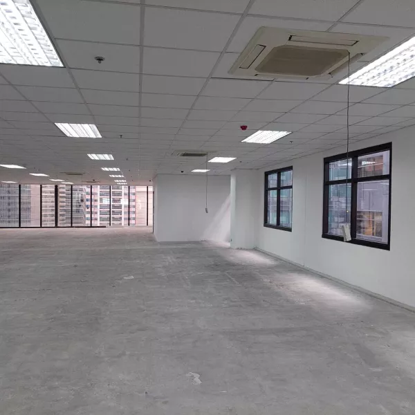 For Rent: BGC Office 4,950 sqm at Bonifacio Global City - One Park Drive, Capita