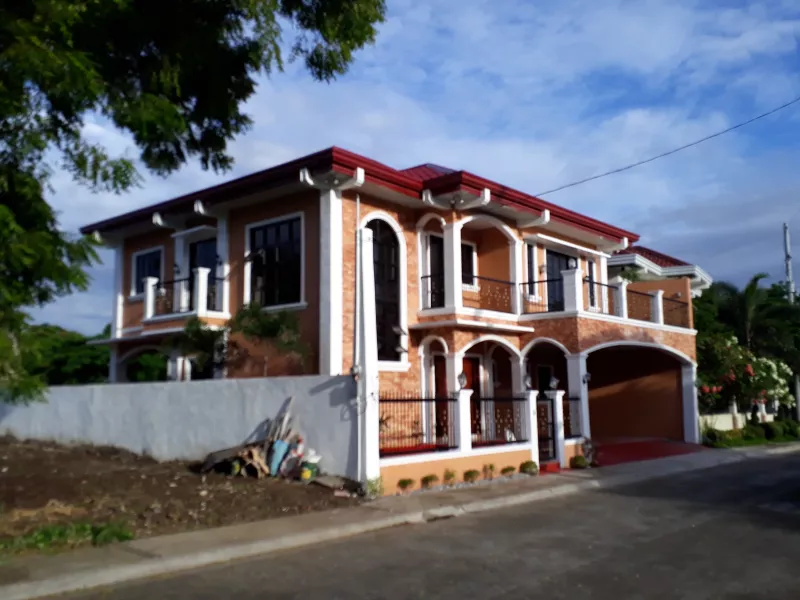 House in La Residencia Santa Rosa Laguna; Near Nuvali, Solenad, Vista Mall
