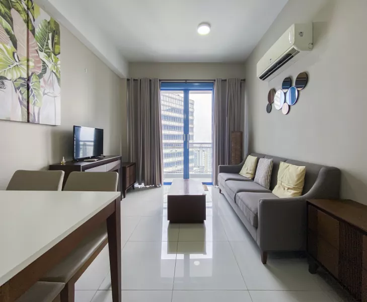 BEST PRICE!!! 2BR Unit with Parking Slot for Sale in Three Central, Makati City