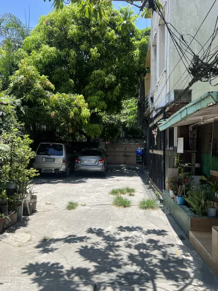 Leon Guinto Residential Property For Sale Good for Dormitory or AIRBNB