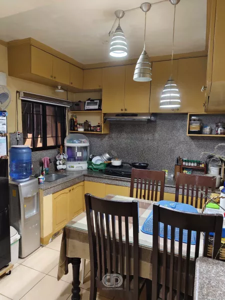 Ready for Occupancy House at Lancaster Imus near to Gate and Unitop Lancaster