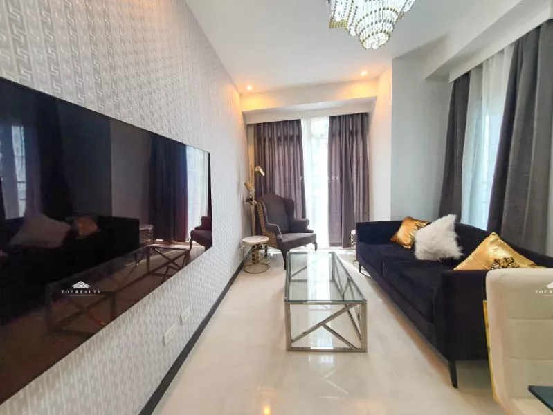 For Sale: 3 Bedroom 3BR Condo Unit BGC Fort Bonifacio Taguig Central Park West