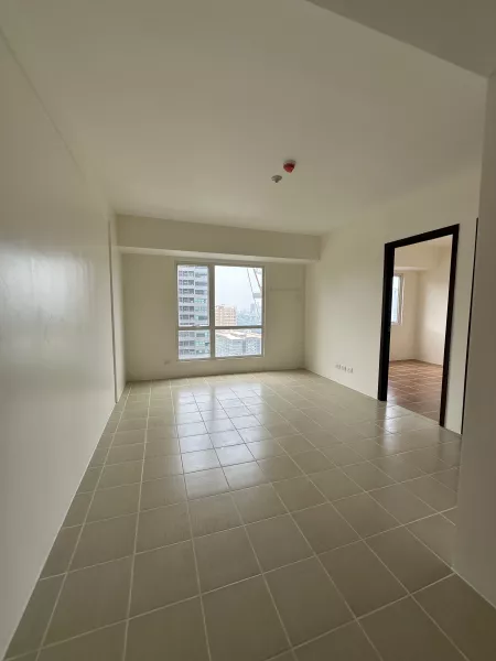 300k DP 2Bedroom Rent To Own For Sale in Boni near MRT3 EDSA Ortigas BGC Makati