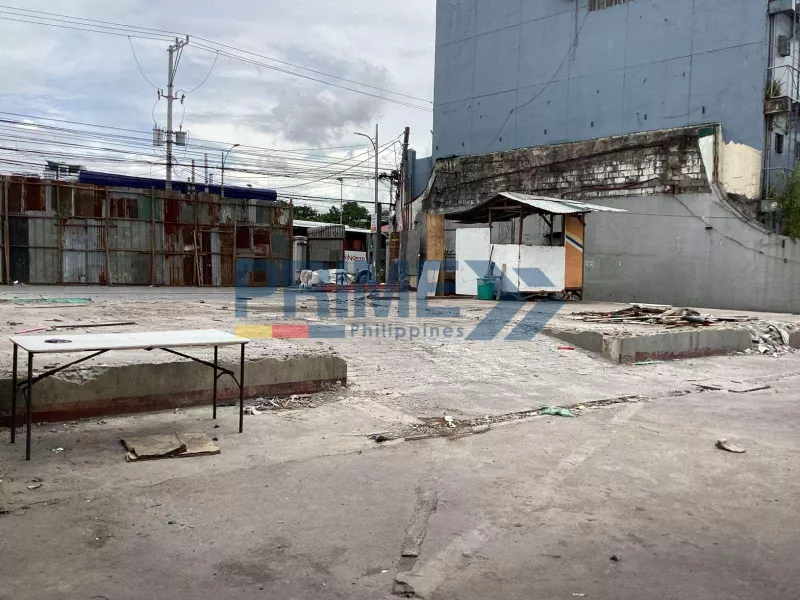 Prime Commercial Lot in Quezon City - 1,040sqm Lease, Near High-Rise Residences